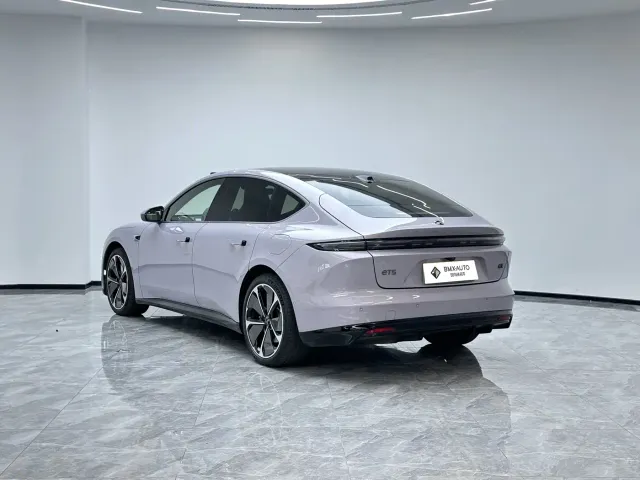 Nio ET5 — Фото автомобиля 4