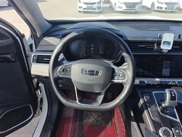 Geely Boyue — Фото автомобиля 10