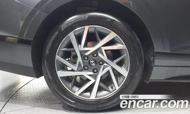 Hyundai Grandeur GN7 — Фото автомобиля 5