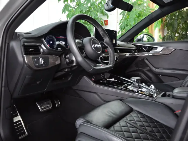 Audi S4 — Фото автомобиля 6