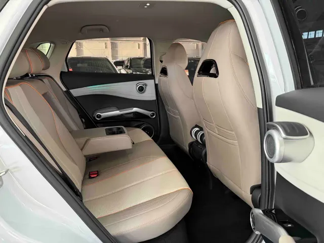 BYD Yuan PLUS — Фото автомобиля 17