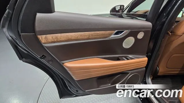 Genesis G80 Electrified G80 (RG3) — Фото автомобиля 25
