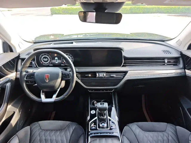 Hongqi HS5 — Фото автомобиля 8
