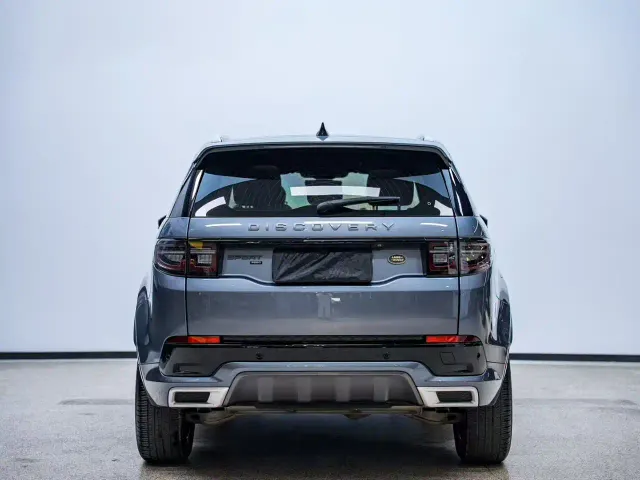 Land Rover Discovery Sport — Фото автомобиля 8
