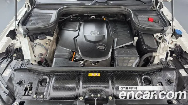 Mercedes-Benz GLE-Class — Фото автомобиля 9