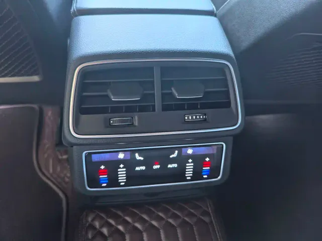 Audi A6L — Фото автомобиля 12