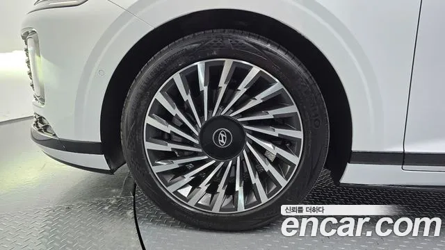 Hyundai Grandeur GN7 — Фото автомобиля 5