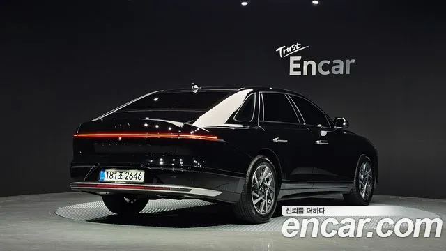 Hyundai Grandeur GN7 — Фото автомобиля 2