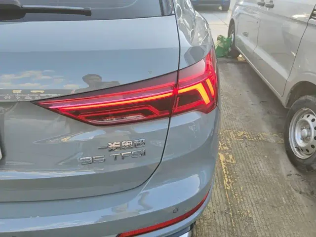 Audi Q3 — Фото автомобиля 7