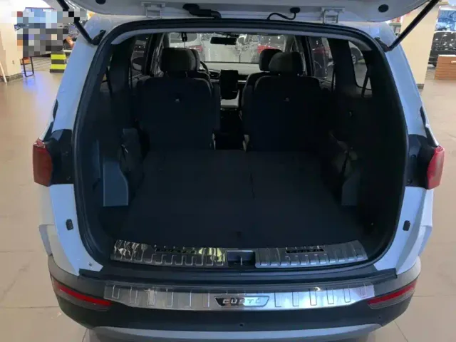 Hyundai Custo — Фото автомобиля 18