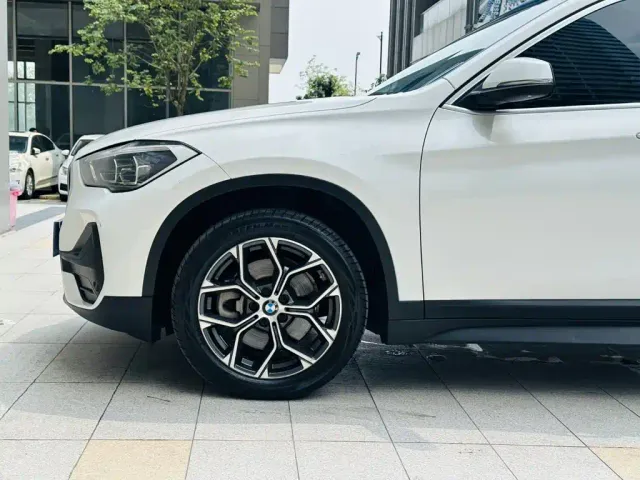 BMW X1 — Фото автомобиля 20