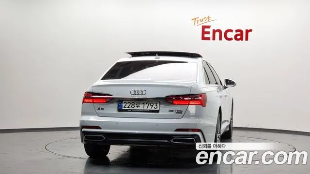 Audi A6 45 TFSI quattro Premium — Фото автомобиля 4