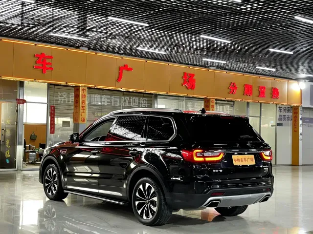 Hongqi HS7 — Фото автомобиля 6