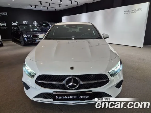 Mercedes-Benz A-Class W177 — Фото автомобиля 3