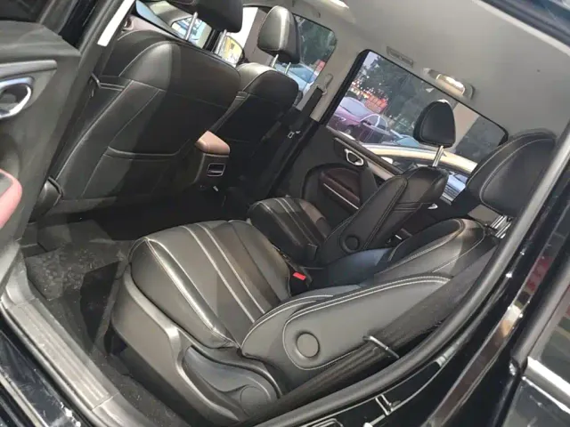 GAC Trumpchi M6 — Фото автомобиля 16