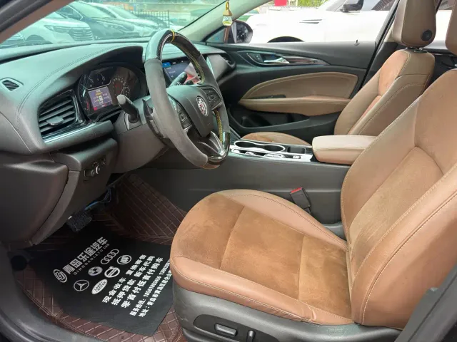 Buick Regal — Фото автомобиля 7