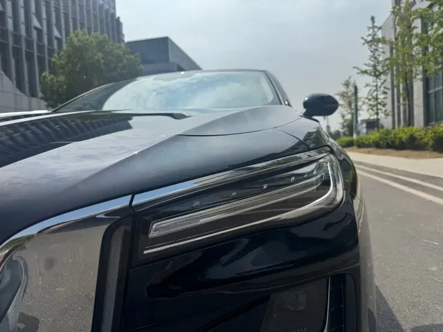 Hongqi H5 — Фото автомобиля 2
