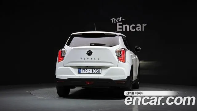 KG_Mobility_Ssangyong TIBOLI Very New Tivoli Бензин 1.5 2WD — Фото автомобиля 4