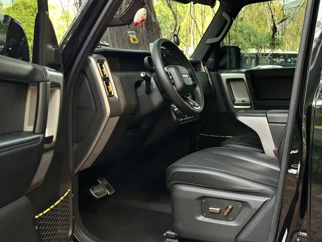 iCAR V23 — Фото автомобиля 8