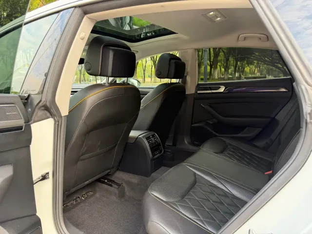 Volkswagen CC — Фото автомобиля 10