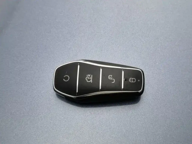 BYD Seal 05 DM-i — Фото автомобиля 19