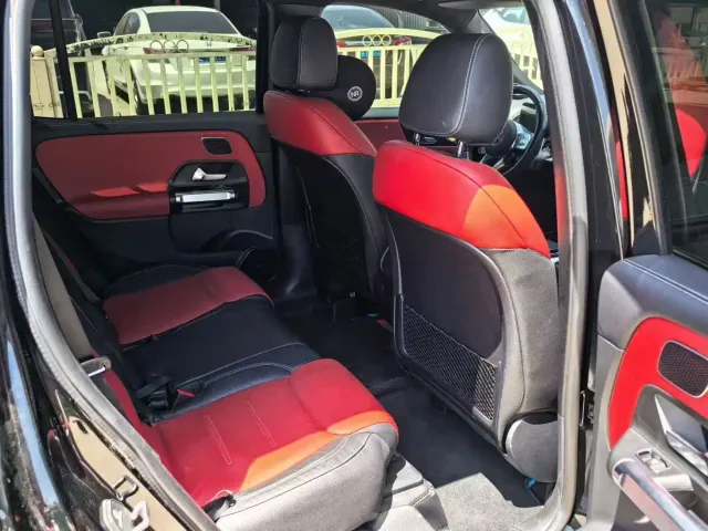 Mercedes-Benz GLB AMG — Фото автомобиля 6