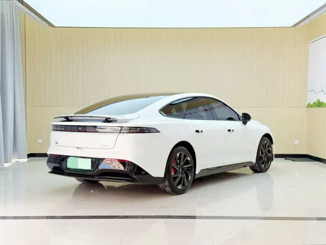 Dongfeng eπ 007 — Фото автомобиля 19