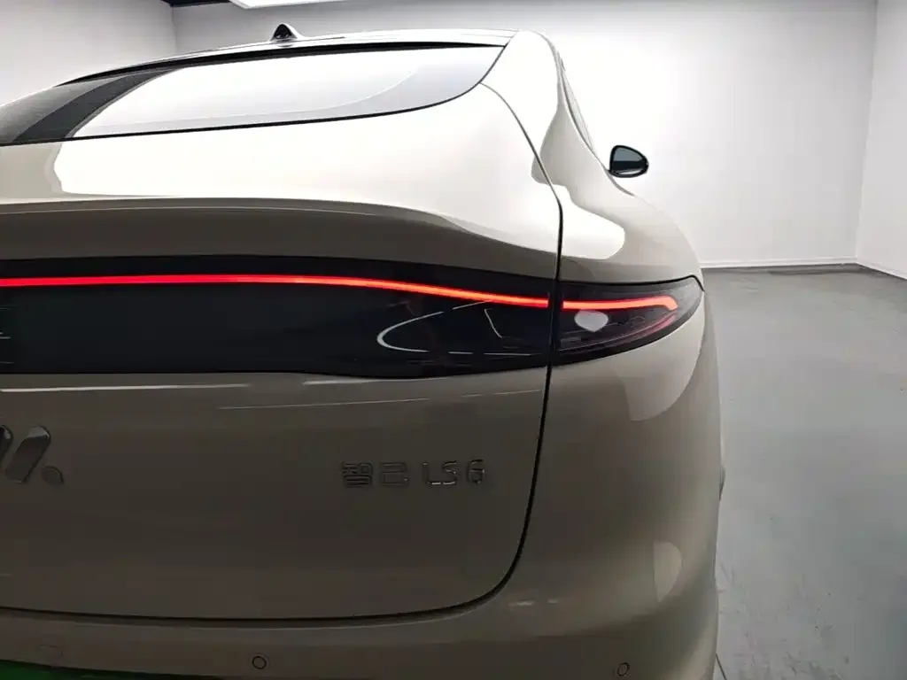 IM Motors IM LS6 2026 Pure Electric Max — Фото автомобиля 7