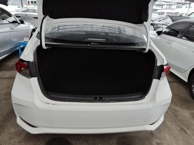 Toyota Corolla — Фото автомобиля 18
