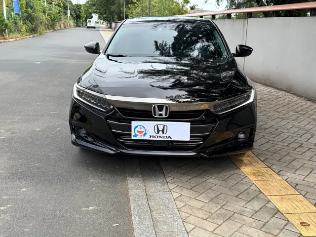Honda Accord 2022 260TURBO Phantom Night Premium — Фото автомобиля 2