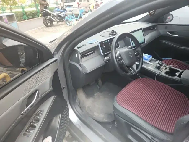 BYD Qin PLUS — Фото автомобиля 12