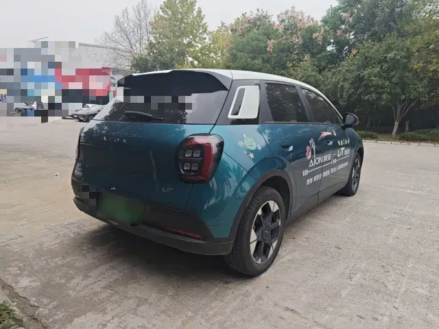 GAC Aion UT — Фото автомобиля 6