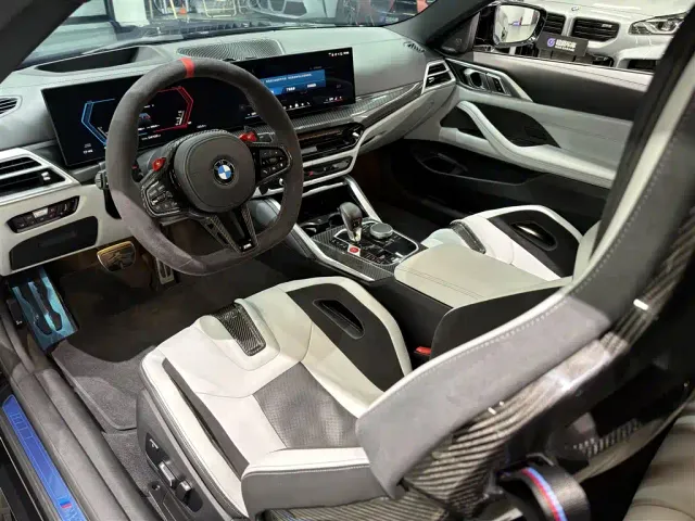 BMW M4 — Фото автомобиля 6