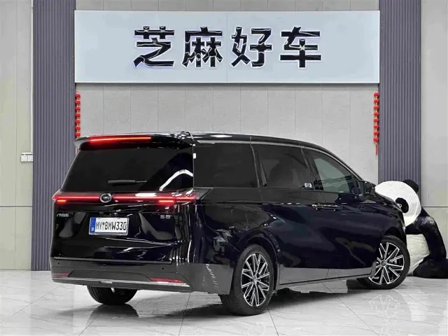 GAC Trumpchi E8 — Фото автомобиля 6