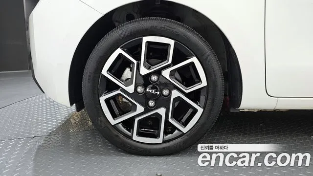 Kia RAY Новый Kia Ray Signature — Фото автомобиля 5