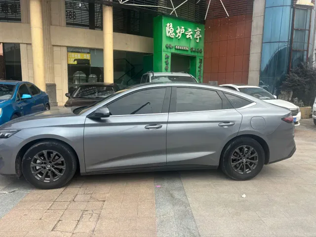 BYD Qin L — Фото автомобиля 3