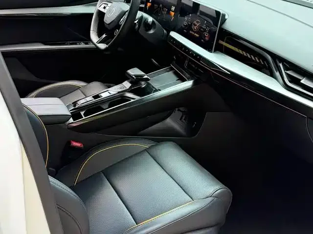 MG MG5 Scorpio 2022 1.5T Luxury Edition — Фото автомобиля 8