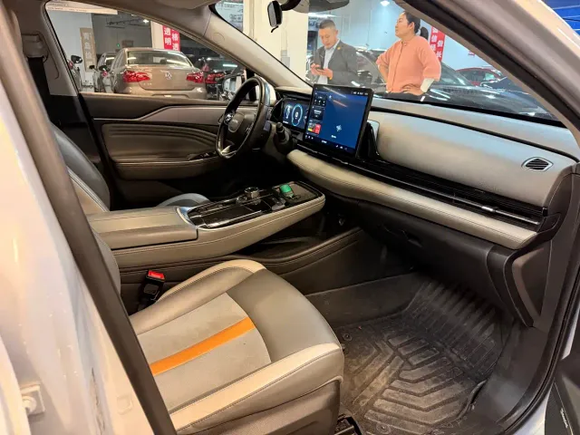 GAC Aion S Plus — Фото автомобиля 10
