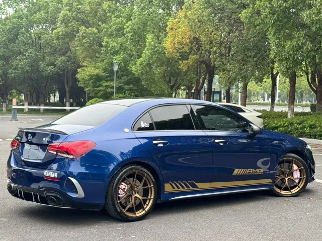 Mercedes-Benz A-Class AMG — Фото автомобиля 3