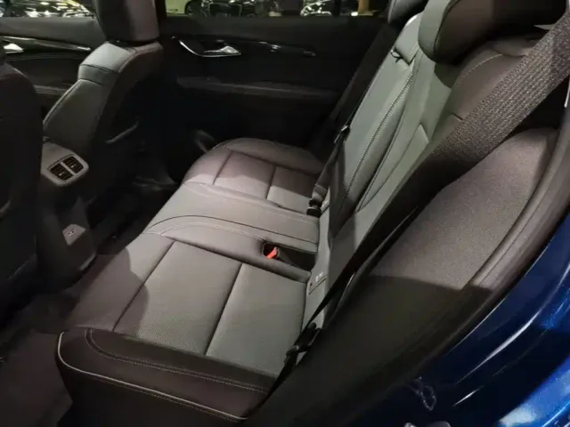 Buick Envision Plus — Фото автомобиля 16