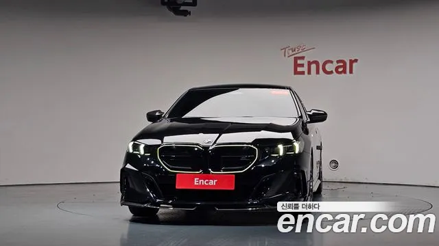 BMW i5 — Фото автомобиля 3