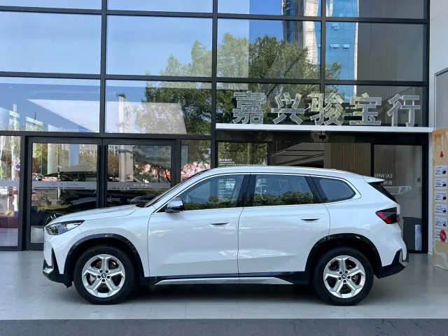 BMW X1 — Фото автомобиля 6