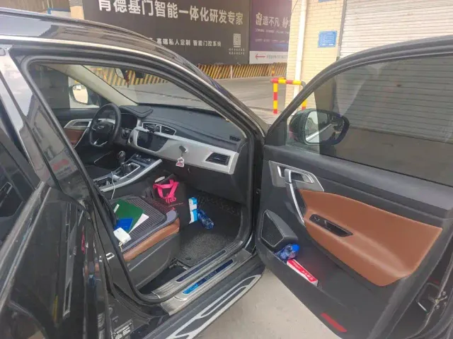 Geely Boyue — Фото автомобиля 19