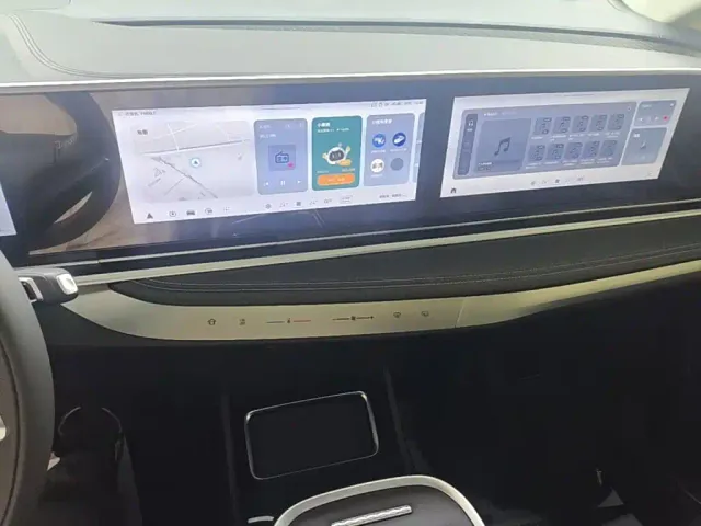 Maxus G90 — Фото автомобиля 12