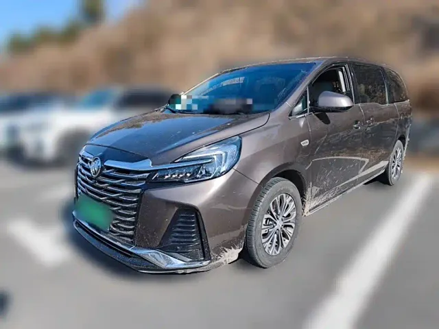 Фотография автомобиля — Buick GL8