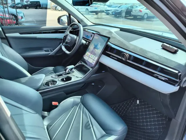Geely Boyue L — Фото автомобиля 22