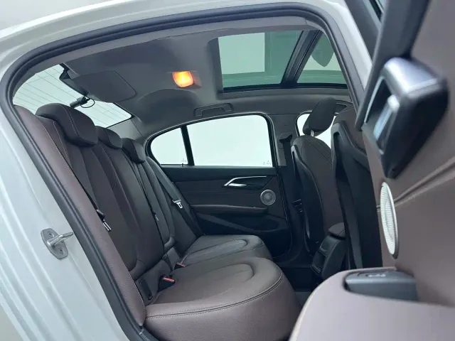 BMW 1 Series — Фото автомобиля 10