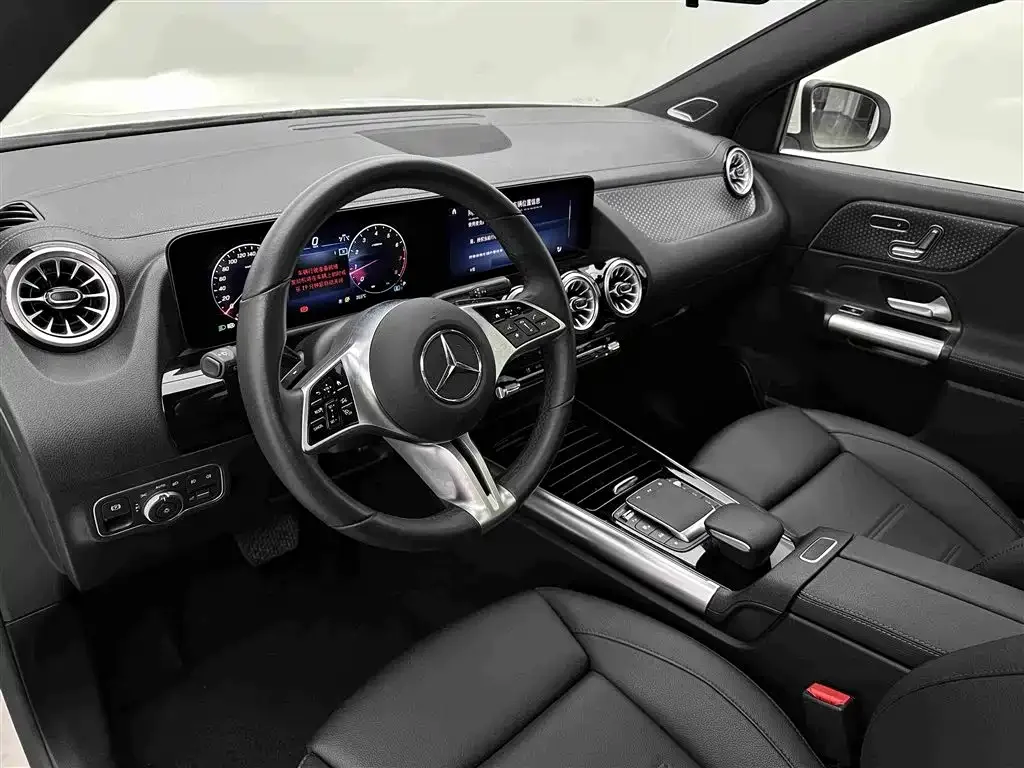 Mercedes-Benz Mercedes-Benz GLA 2024 GLA 220 — Фото автомобиля 16