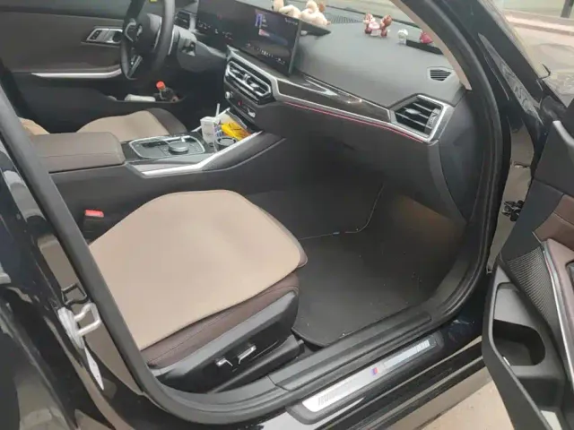 BMW 3 Series — Фото автомобиля 8