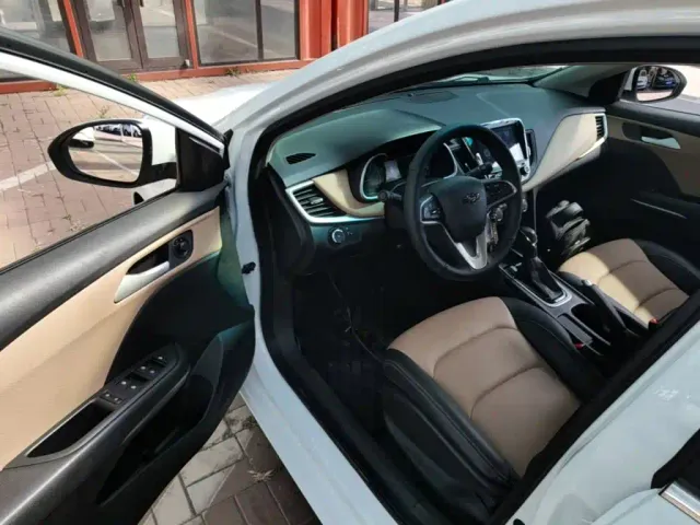 Chevrolet Monza — Фото автомобиля 15